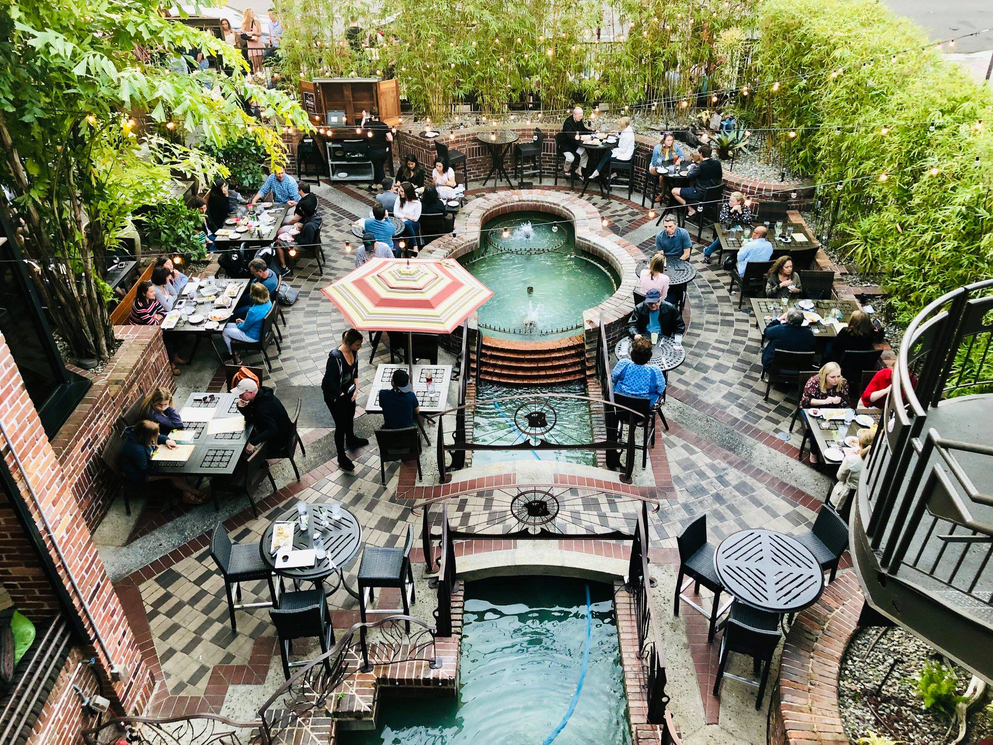 Red Mesa Restaurant FamilyOwned, CommunityOriented